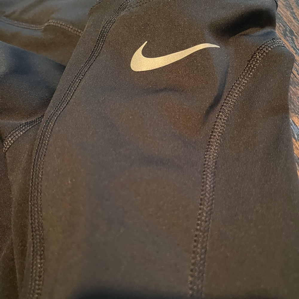 Nike Black 21” Leggings - Picture 2 of 4